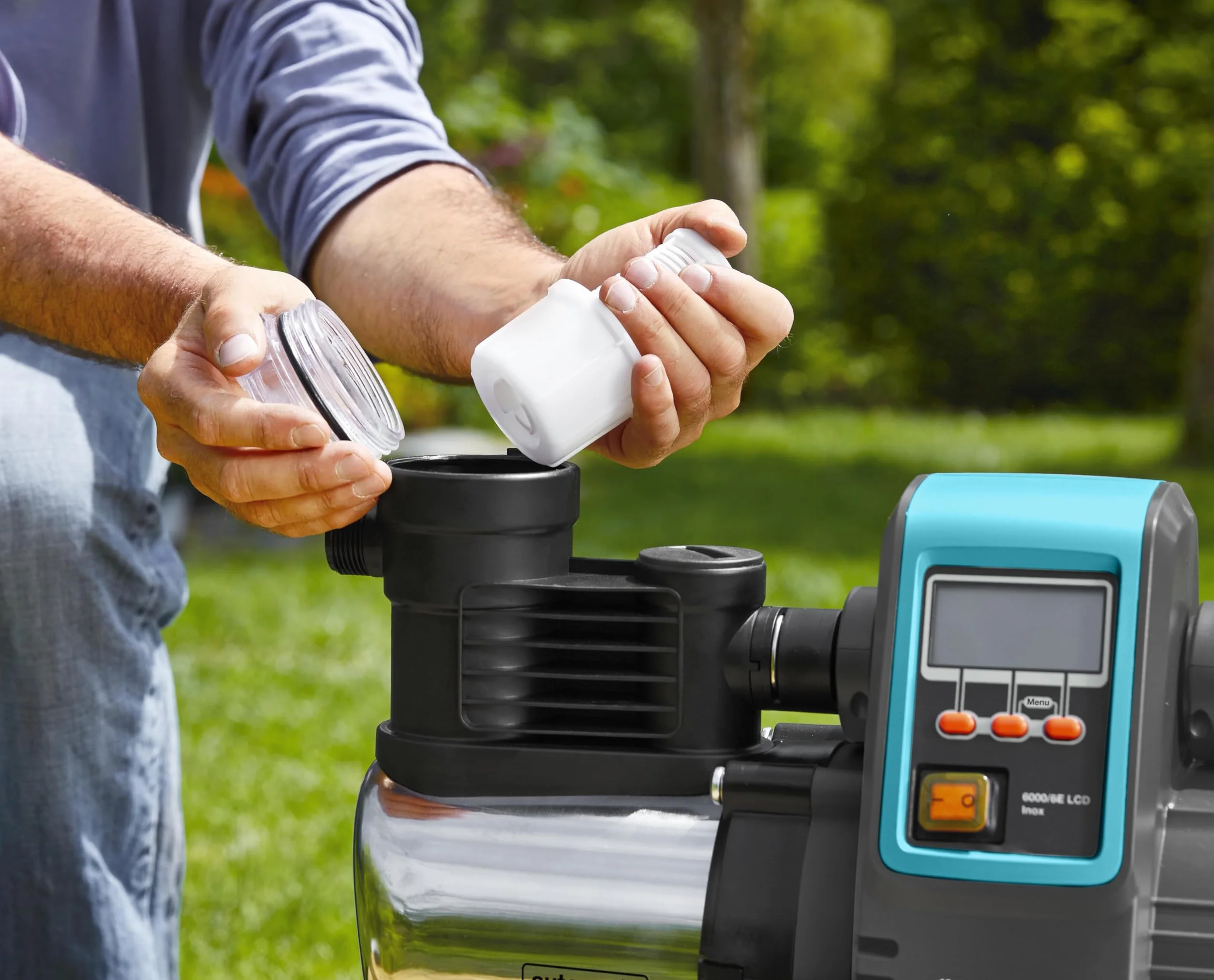Gardena automatyczny hydrofor Premium 6000/6E LCD inox: pompa hydroforowa o wydajności 6000 l/h, z silnikiem 1300 W, z wyświetlaczem LCD, obudową pompy z nierdzewnej stali szlachetnej (1760-20)