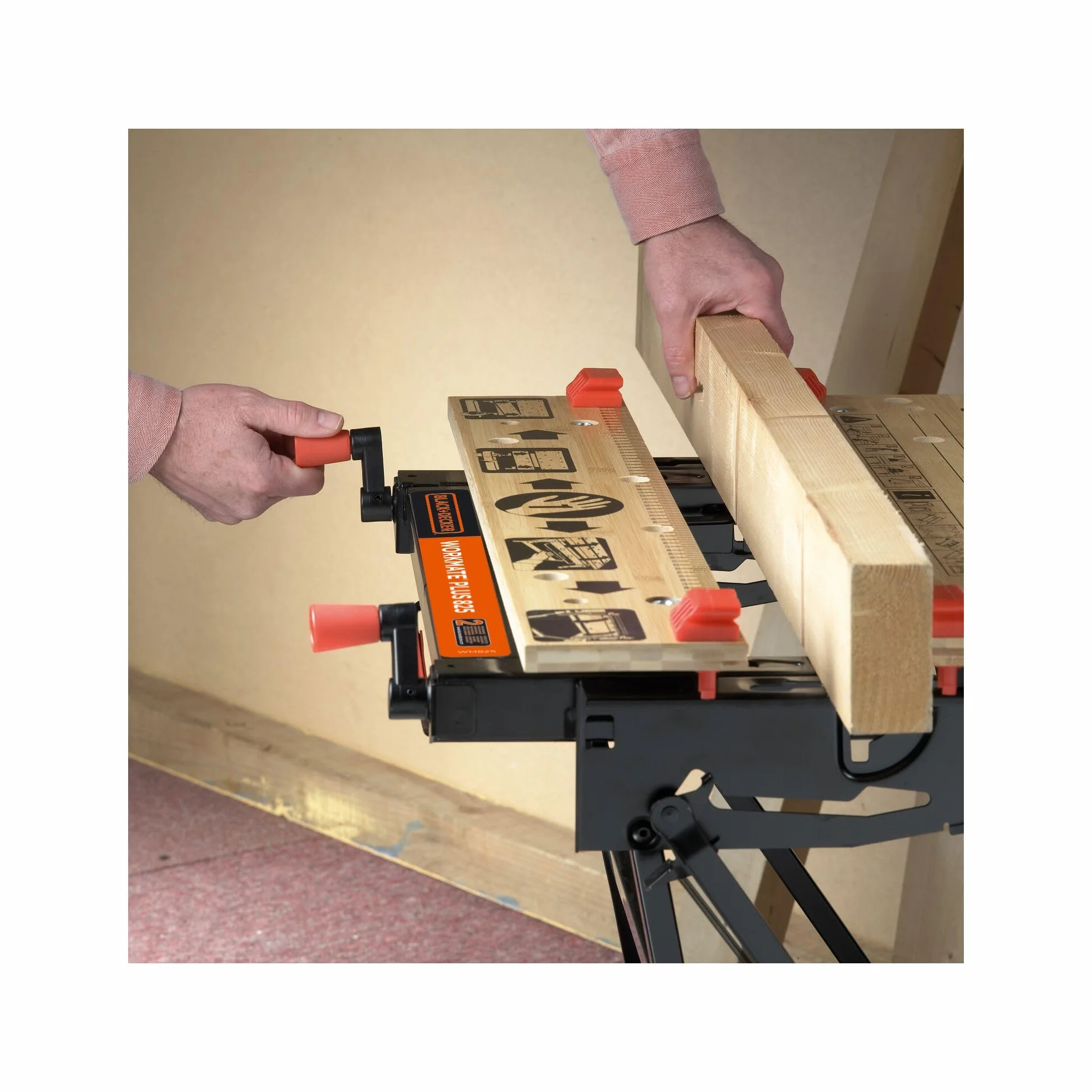 Black+Decker Elastyczny stół warsztatowy WM825 z dużą powierzchnią roboczą – obciążenie do 250 kg – wymiary (powierzchnia robocza): 74,0 x 25,0 cm