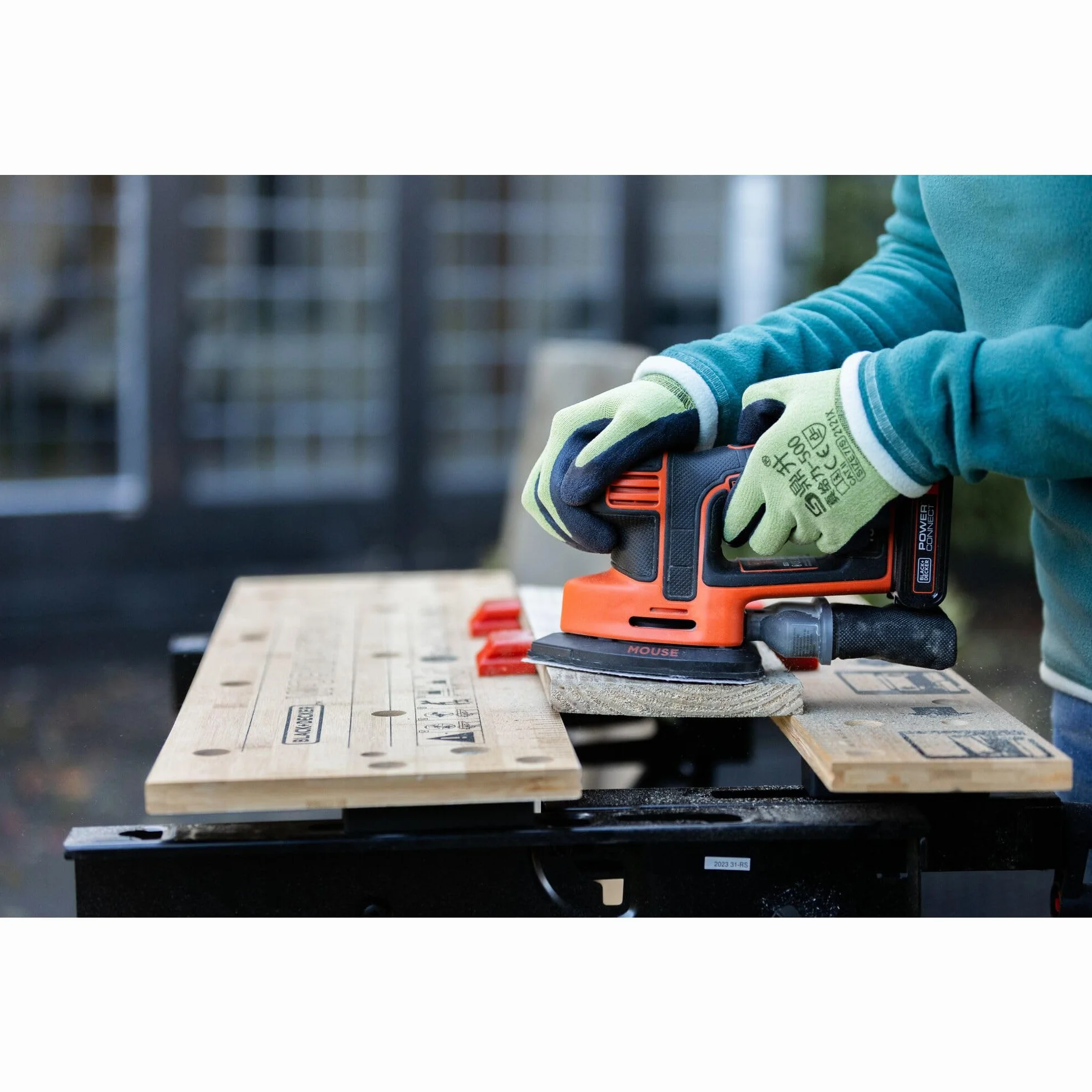 Black+Decker Elastyczny stół warsztatowy WM825 z dużą powierzchnią roboczą – obciążenie do 250 kg – wymiary (powierzchnia robocza): 74,0 x 25,0 cm